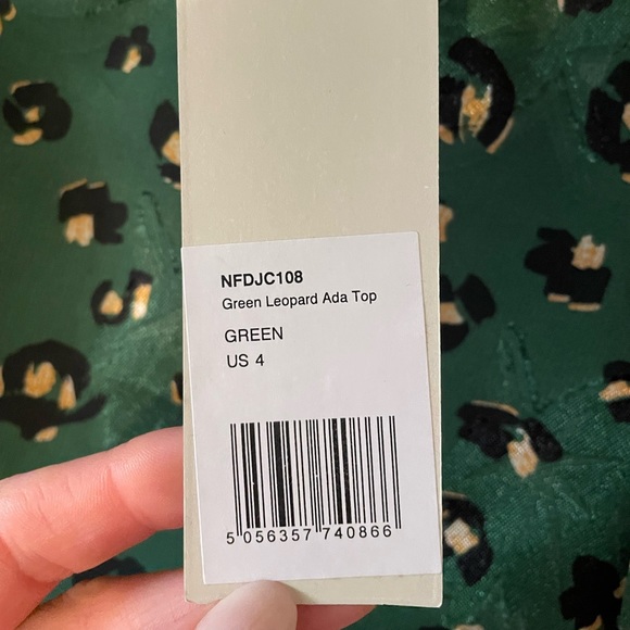 NWT | ShopBop Green Leopard Tie-Front Top - Picture 5 of 6